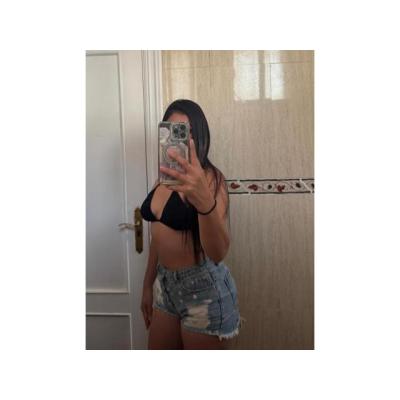 NIKOL, CHICA ESCORT ENCANTADORA GUAPA
