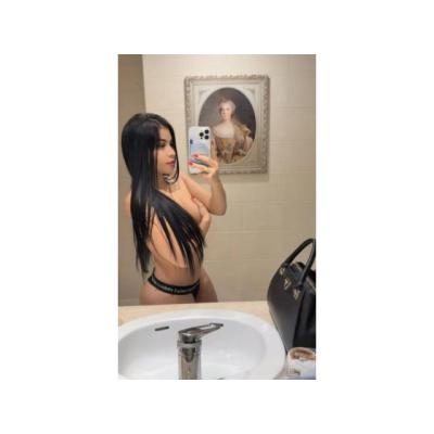 TOP PREMIUM VALENCIA 24H  Zoe 24 Añitos,