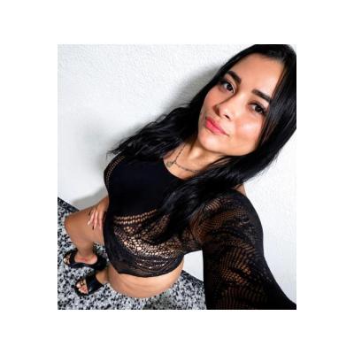 soy Salomé una exotica colombiana