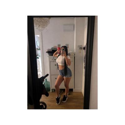 MANUELA RECIEN LLEGADA SUPER TETAS XXL