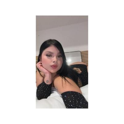 HOLA MIS AMORES SOY ZOE