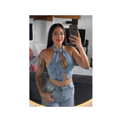 HELLEN UNA COLOMBIANA JUGUETONA