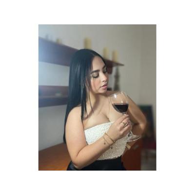 guapa jovencita SAN ISIDIDRO