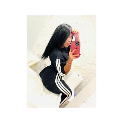 PASA TU LENGUITA JUGUETONA POR TODO MI CUERPO