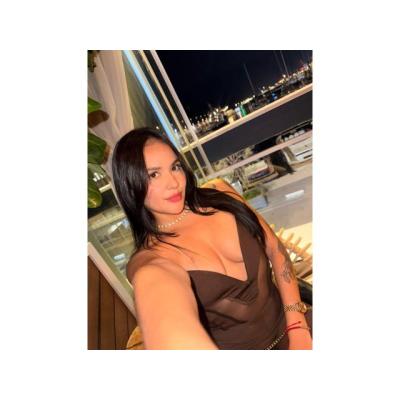 LAURA DISPONIBLE EN SABADELL