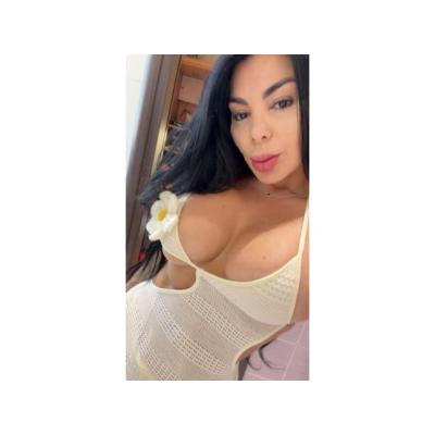 MELISSA, COMPLACIENTE, CARIÑOSA, APASIONADA