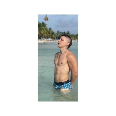 ARON SEXY ATRACTIVO LATINO FOGOSO