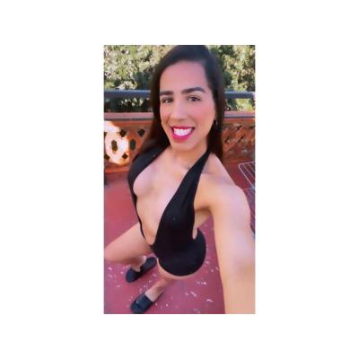 Natasha, femenina espectacular en Rivas