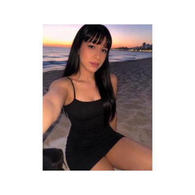 JOVENCITA CON GANAS DE FOLLAR