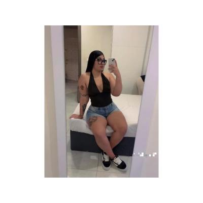 COMPLACIENTE Y MUY GUARRA 19 AÑITOS