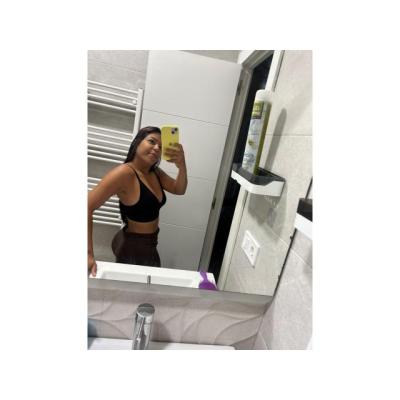 COLOMBIANA JUGUETONA