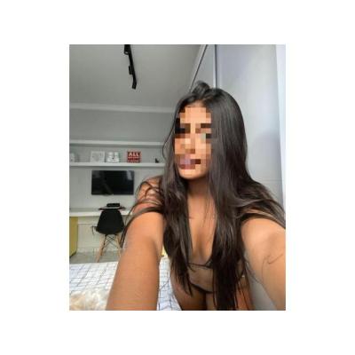 Sensual chica cachonda novedad en malaga