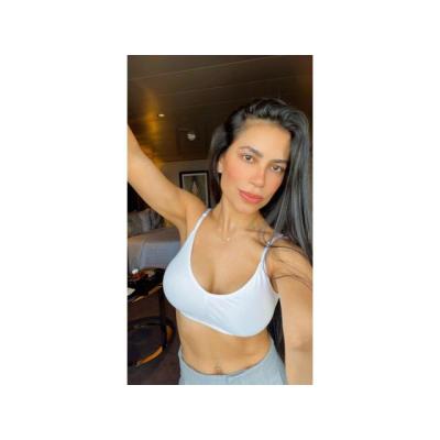 EXÓTICA ELEGANTE DESDE BRASIL