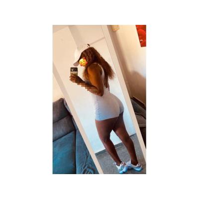 DAYANA JOVENCITA MULATA COLOMBIANA GUAPÍSIMA