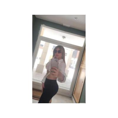 MASAJISTA PROFESIONAL, RUBIA