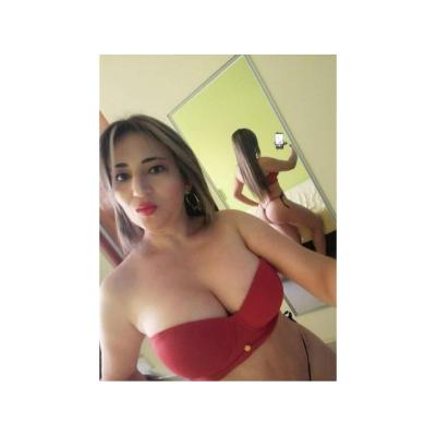 MASAJISTA PROFESIONAL, RUBIA