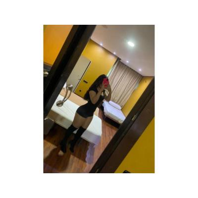 Camila joven morena fiestera nueva en la zona