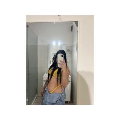 SARA MAMASITA JOVENCITA DE 20 AÑITOS
