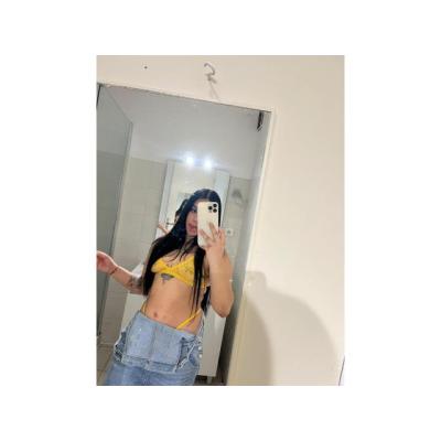 SARA MAMASITA JOVENCITA DE 20 AÑITOS