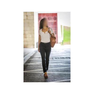 MELISA. BRASILEÑA. 26 AÑOS. TEL 944436785