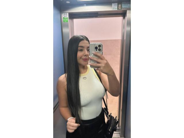 NENA FIESTERA CON CUERPO DE INFARTO