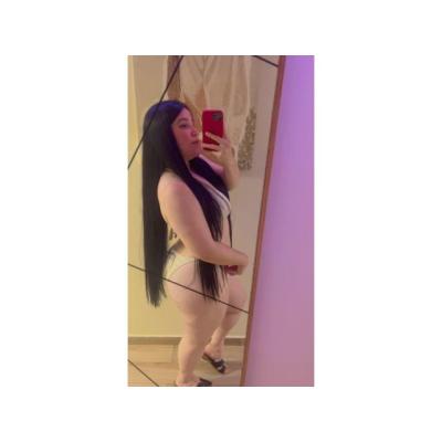 BLANQUITA EN BUSCA DE UNA BUENA FOLLADA