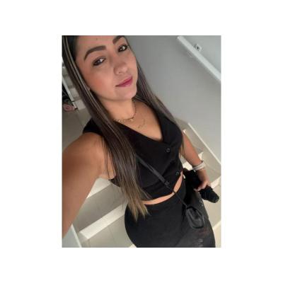 NENA DULCE Y EXTROVERTIDA