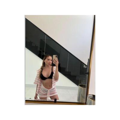 RUBIA COLOMBIANA TRAVIESA FIESTERA