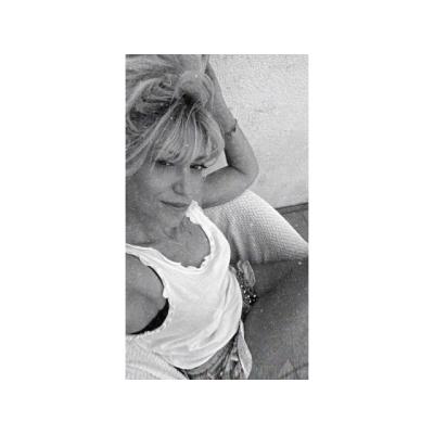 DESIRÉ RUBIA ESPAÑOLA 24H CONTIGO