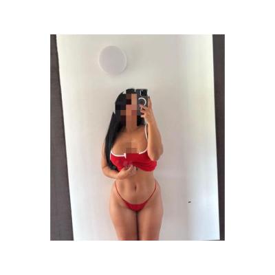 LATINA NUEVA EN LA ISLA POCO DÍAS JOVENCITA