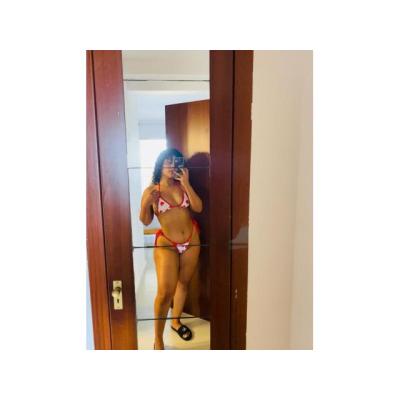 JOVENCITA BELLA Y SENSUAL