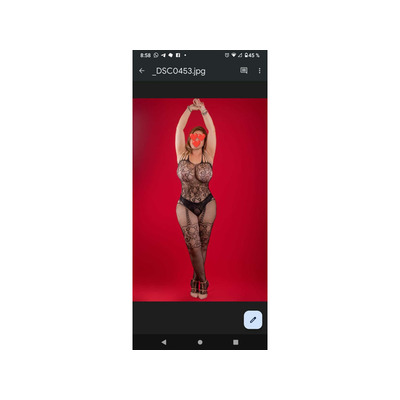 Lina mujer cariñosa e implicada