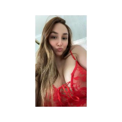 LUCIA GUAPA ESCORT DE LUJO