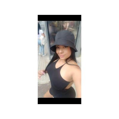 CAROLINA HERMOSA DIABLILLA