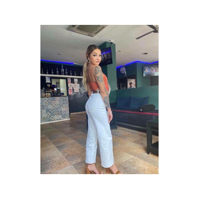 Lorena, española para pasarlo delicioso