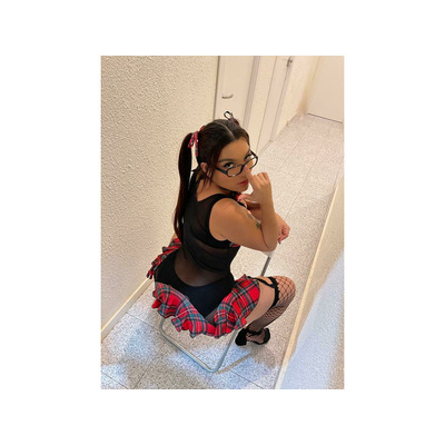 VEN NOS MONTAMOS UNA BUENA FIESTA