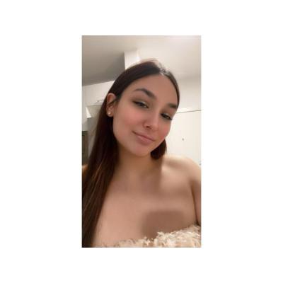 LUCIA GUAPETONA EN CARLET