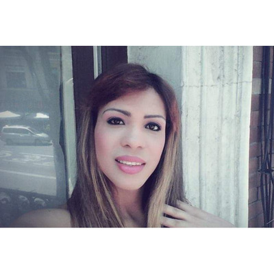 Transexual Latina pechos y culo