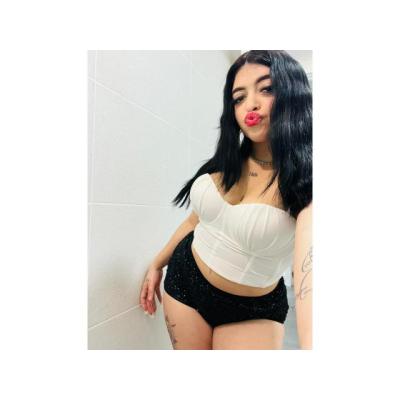 MARTINA HERMOSA COLOMBIANA