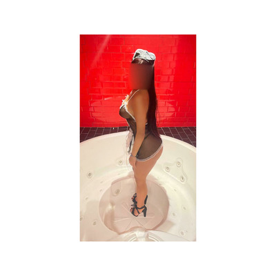 MASAJES CON LA DIOSA DEL PLACER Y LA LUJURIA