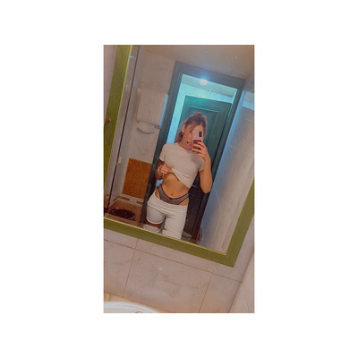 Buscamos chicas  con papeles en reglar