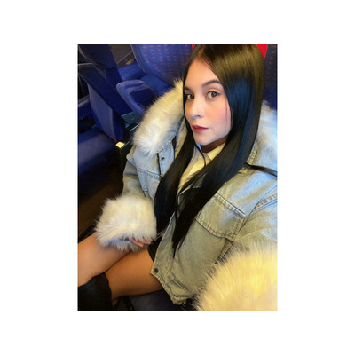 SOY UNA DULCE JOVENCITA, MAJA Y BUEN TRATO