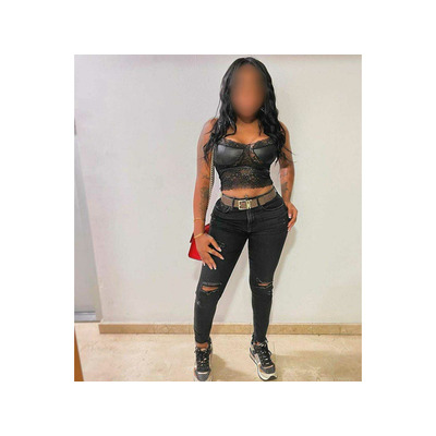 NEGRA COLOMBIANA DISPONIBLE EN BARCELONA