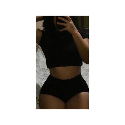 CAROL PICARA Y COQUETA COLEGIALA EN CELO