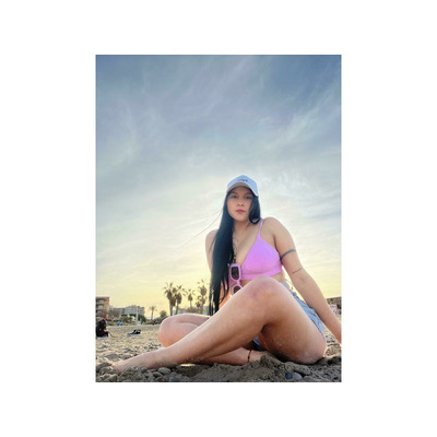 CON CURVAS PERFECTAS NO TE LO PIERDAS