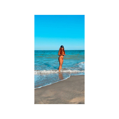 ESPECTACULAR ENCANTADORA MODELO