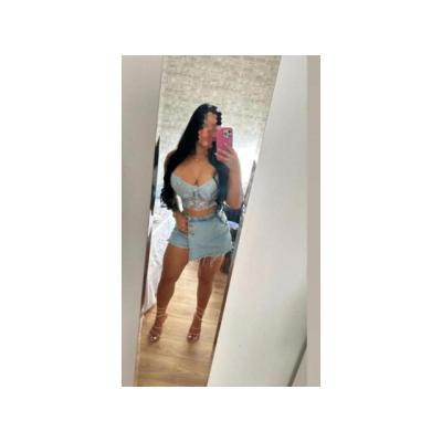 latina sensual y guapa para complacerte