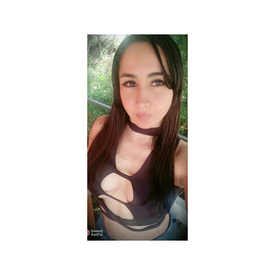 FLAQUITA MORENA DE PASO POR GANDIA