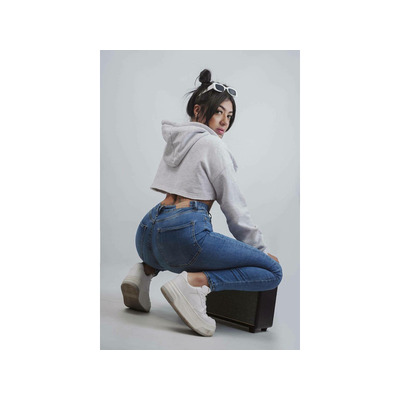 oriana un encanto de mujer.