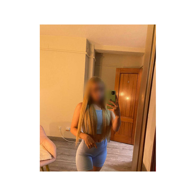 HERMOSA RUBIA JUGUETONA NUEVA EN TU Z